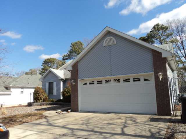 523 Lighthouse Dr