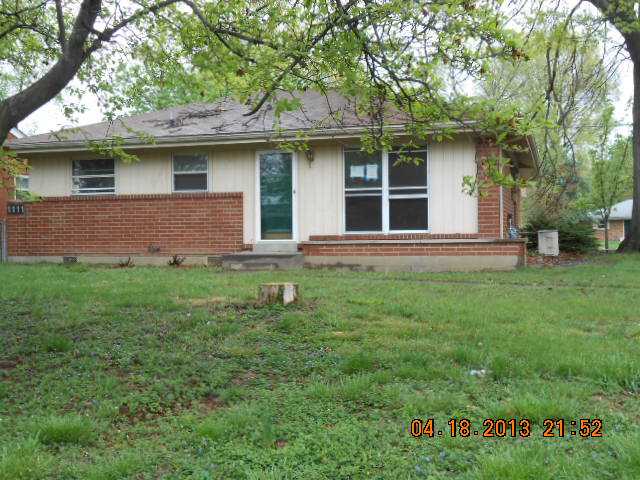 1111 Windsor Dr