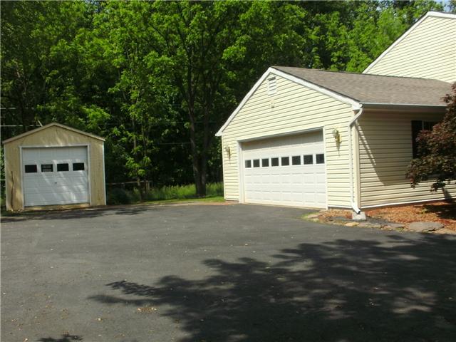 15030 Rolling Ridge Rd