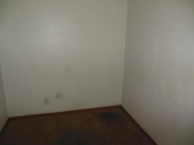 1012 Eastview Cir