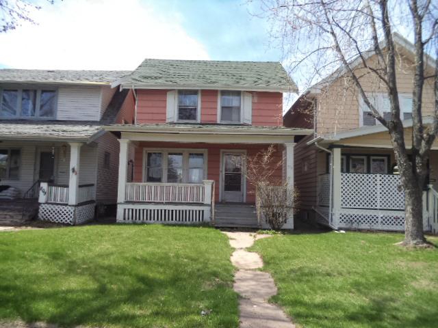811 E 9th Street