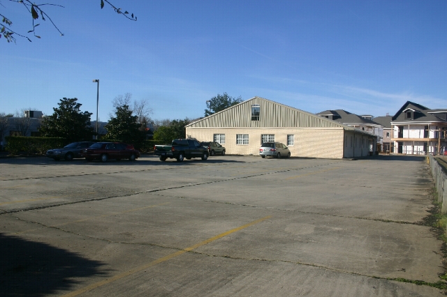 2000 Covington Centre