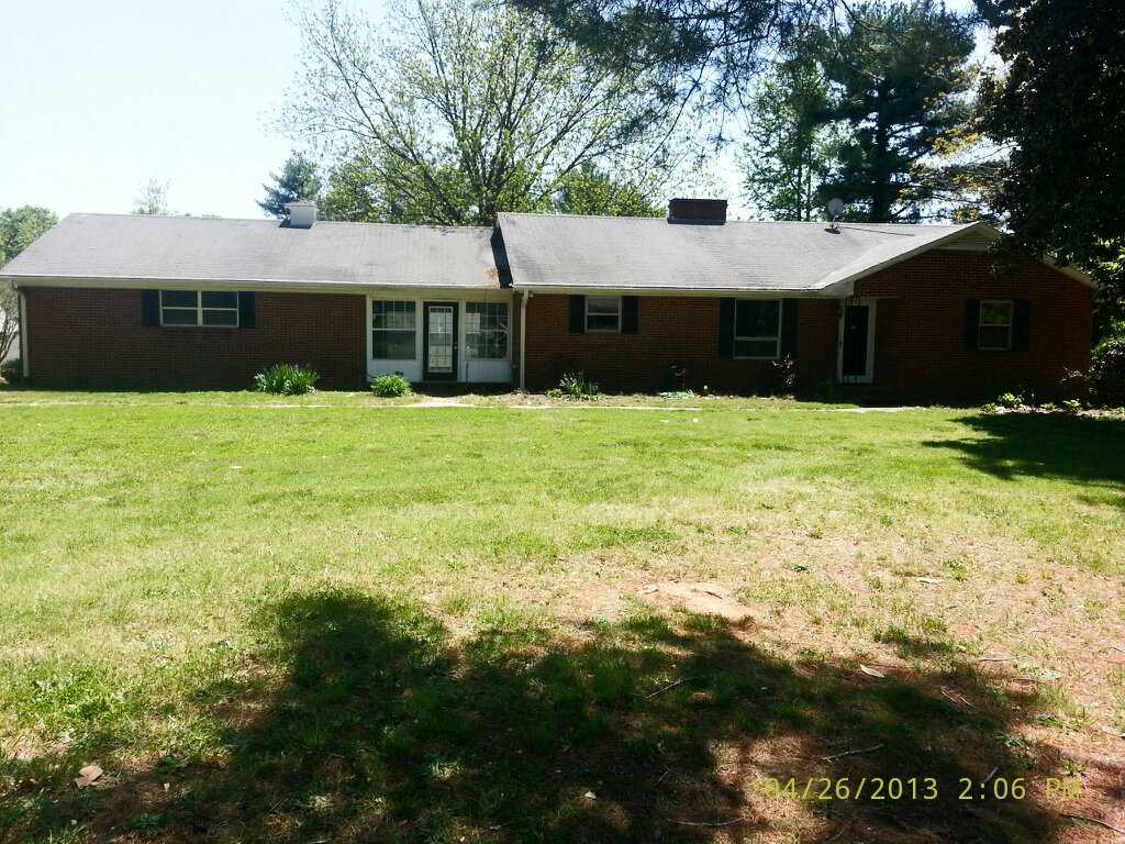 4682 Linville Ave