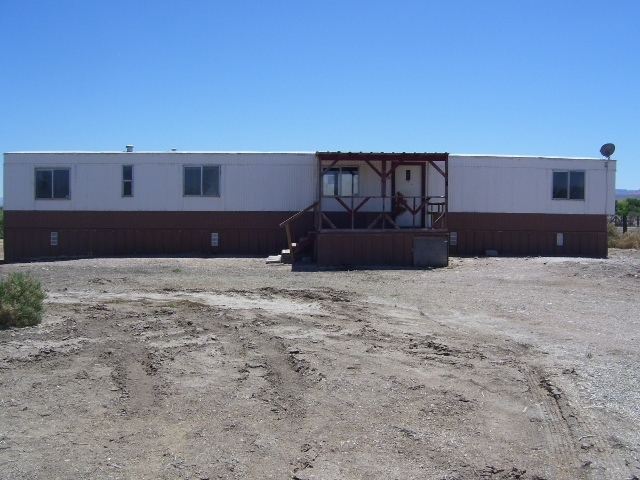 525 W Cottonwood Avenue