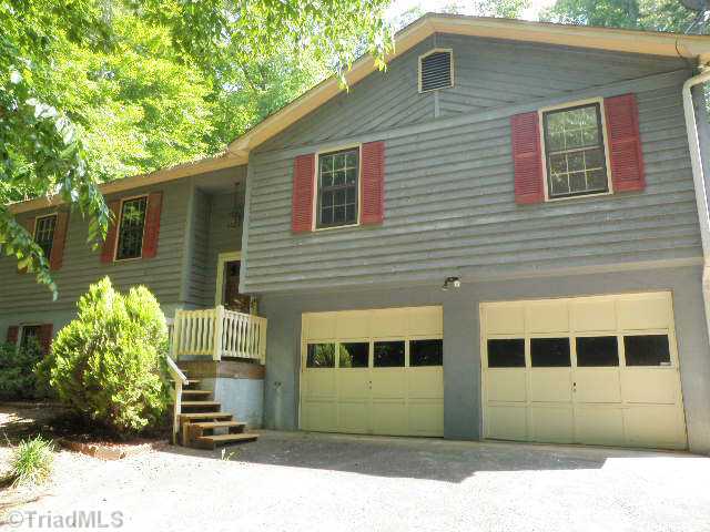 3952 Tonbridge Ln