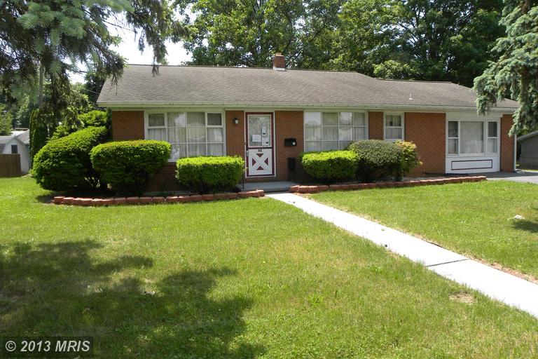 60 Laurel Ave