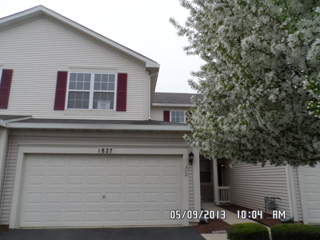 1827 S Wentworth Cir