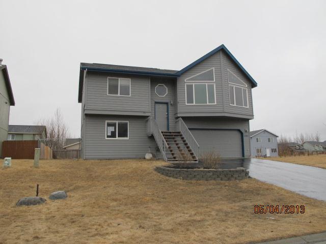 1205 Woodstock Dr