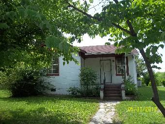 2563 Wilson Ave