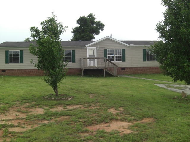 105 Sweetwater Ct