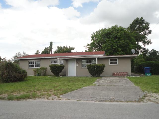 1860 NW 131st St