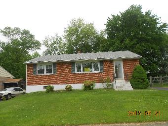29 Tiverton Cir