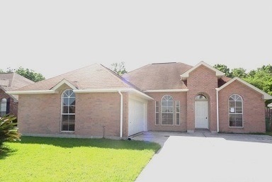 57 Derek Ln