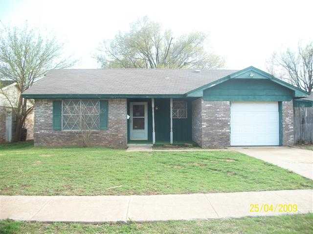 1704 Brandon Cir