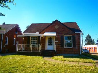 7404 Orchard Grove Ave