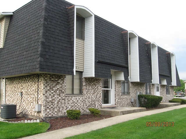 8420 162nd Pl Apt 1