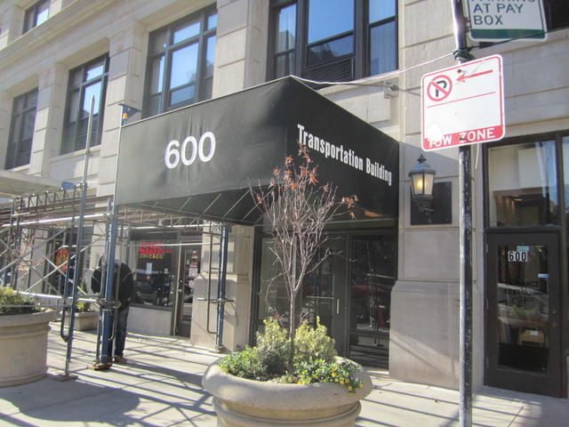 600 S Dearborn St Apt 504