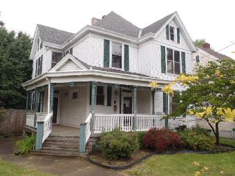 2736 Pleasant Ave