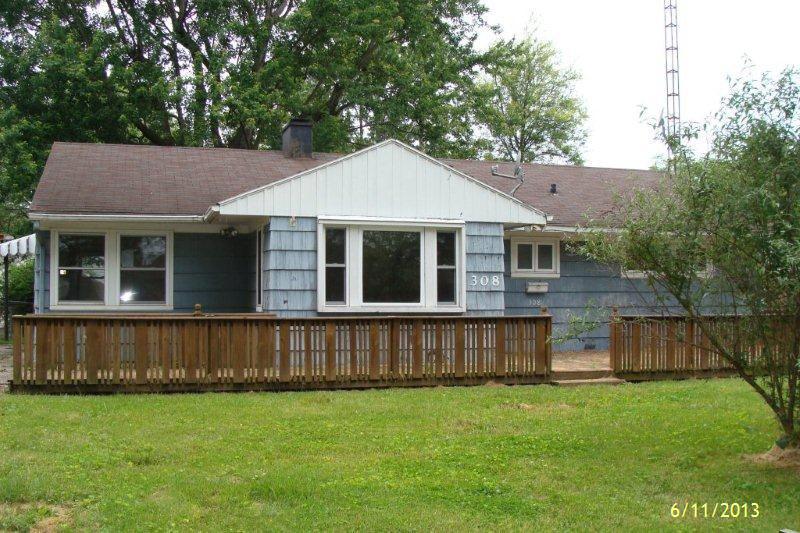 308 S 32nd St