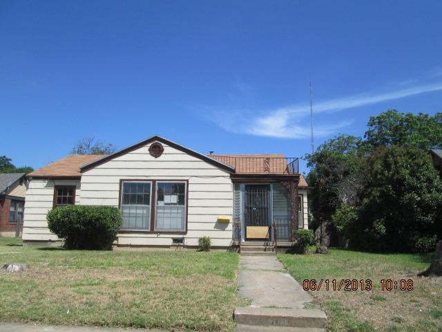 3959 Meadowbrook Dr