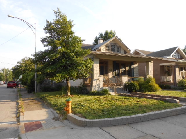 1623 Lincoln Ave