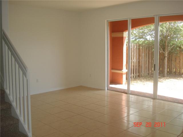 15279 SW 89 TE # 3/12-V