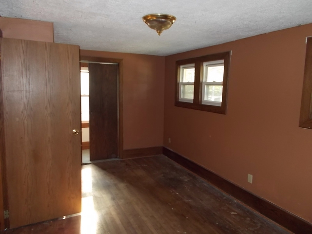 308 E Tuscarawas Ave