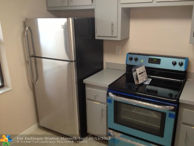 2941 N Nob Hill Rd # 309