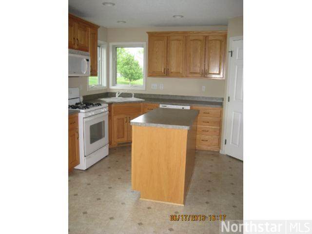 2405 Plum Tree Cir