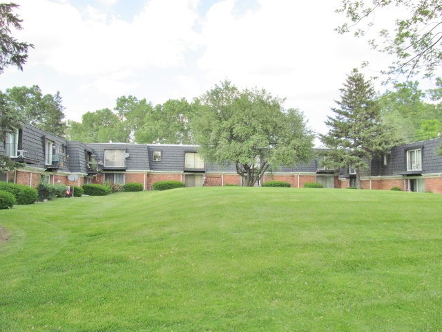 1852 Colonial Village Way #135