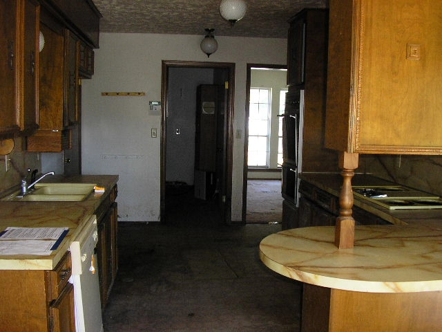 1087 N 427