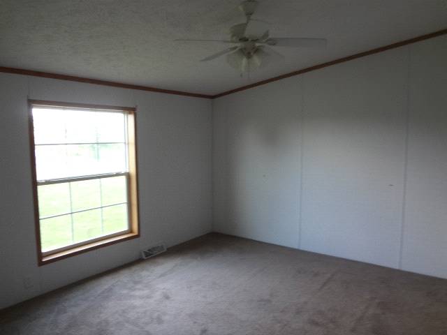 108 One Tree Ln