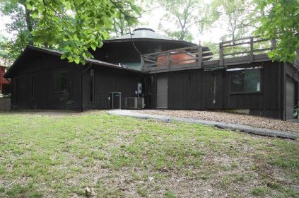 9612 Magnolia Drive
