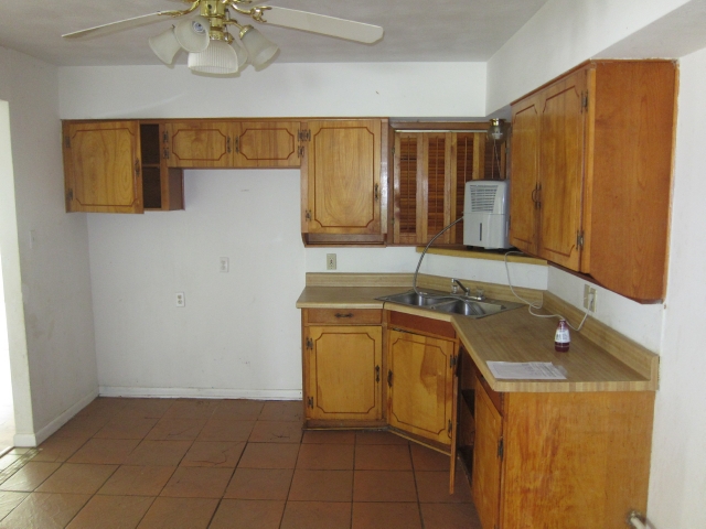 1021 Walnut St