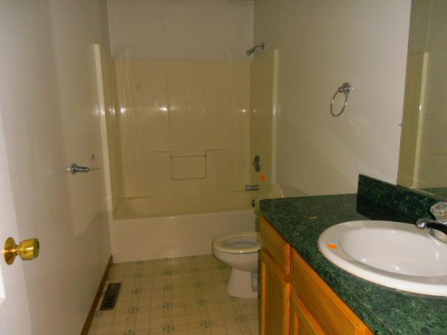 1704 West Ave