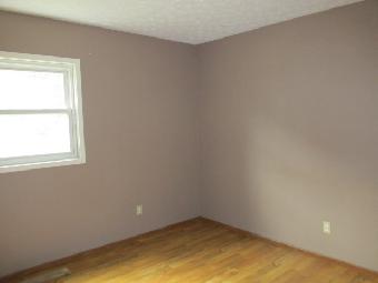 202 Parkview Ct
