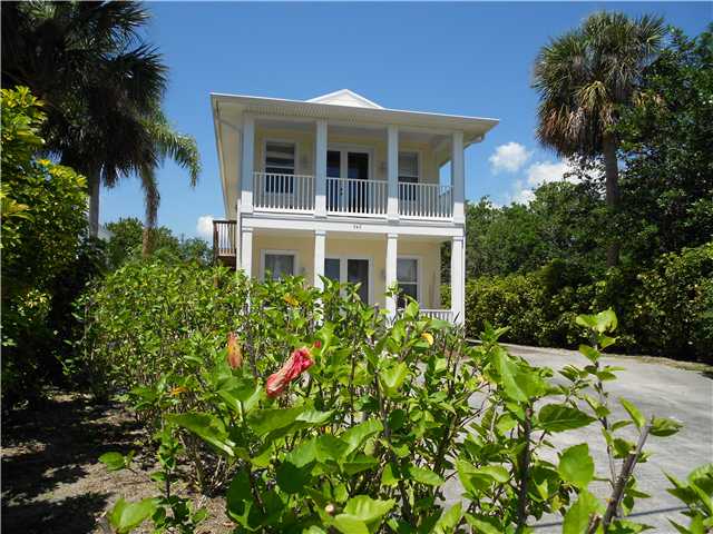 949 INDIAN RIVER DR