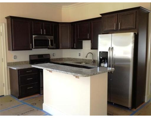 11 Sparhawk St #1