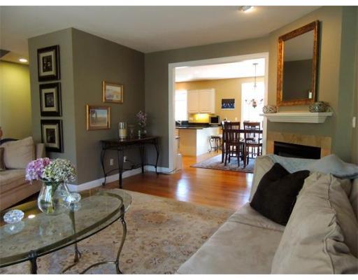 929 LaGrange #929