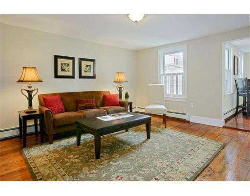 19 Monument St #2