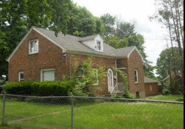 35 Leo St