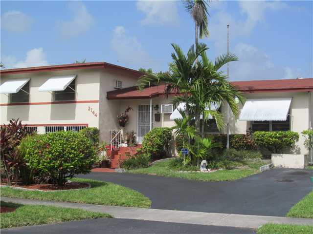 2144 SW 82 PL