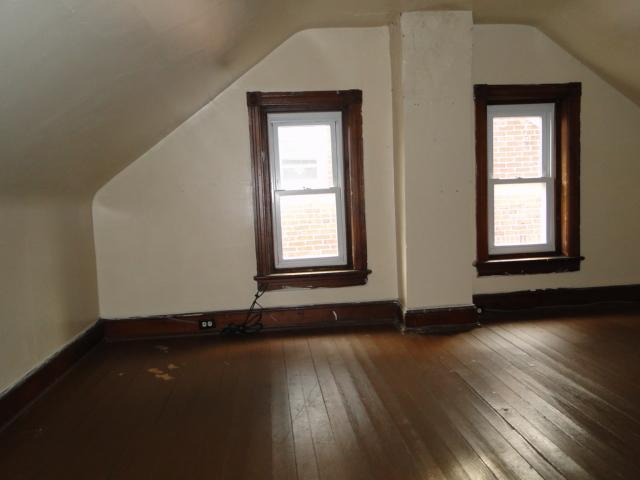 353 Charles St