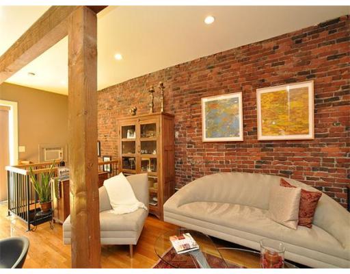 19 Albemarle St #1
