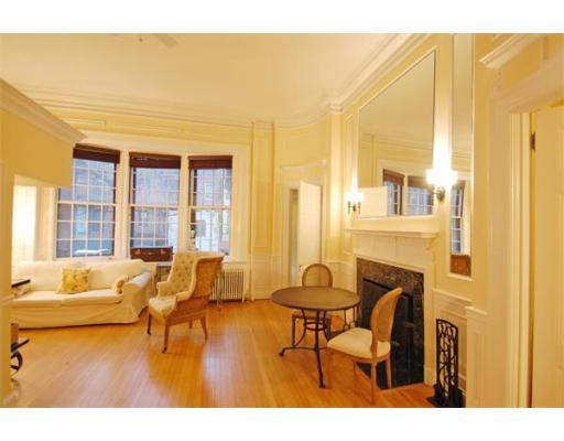 411 Beacon St #4