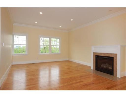 64 Newton Street #64