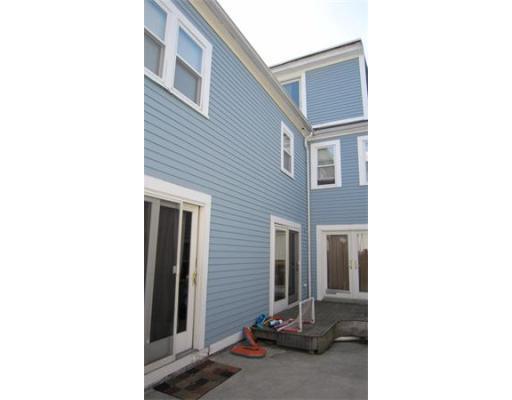 42 Green St