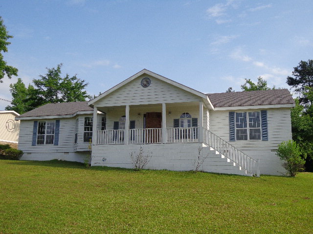 134 Ogden Rd Se