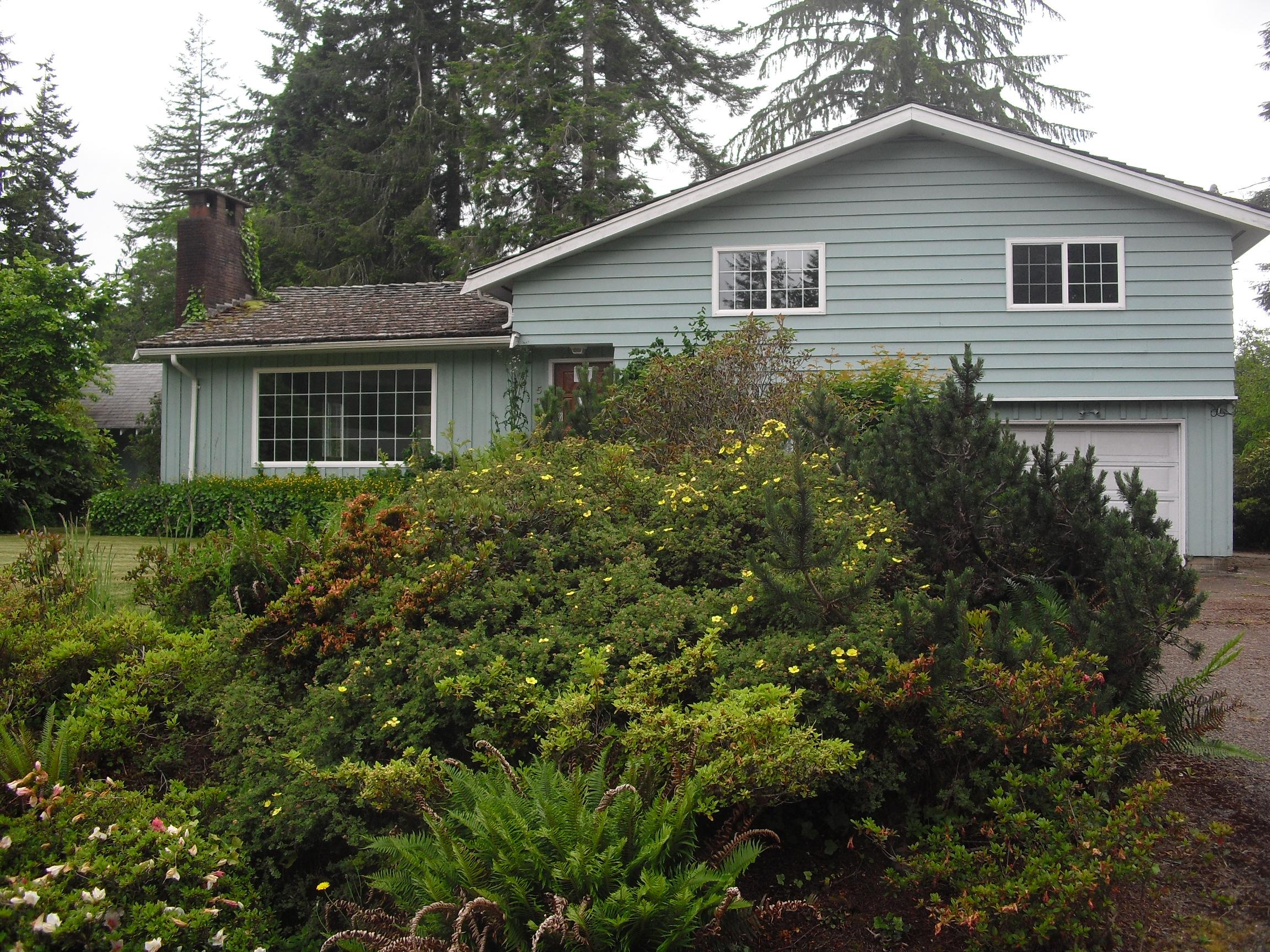 507 Carl Way