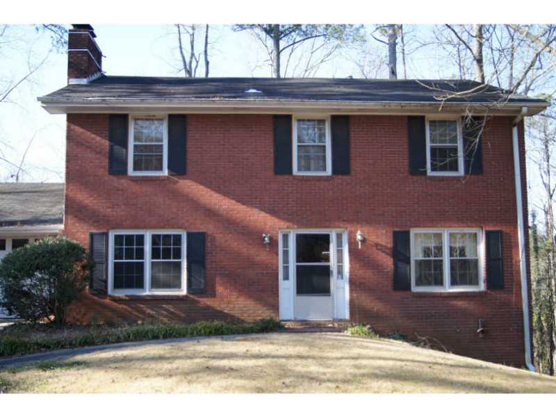 310 Knoll Woods Dr